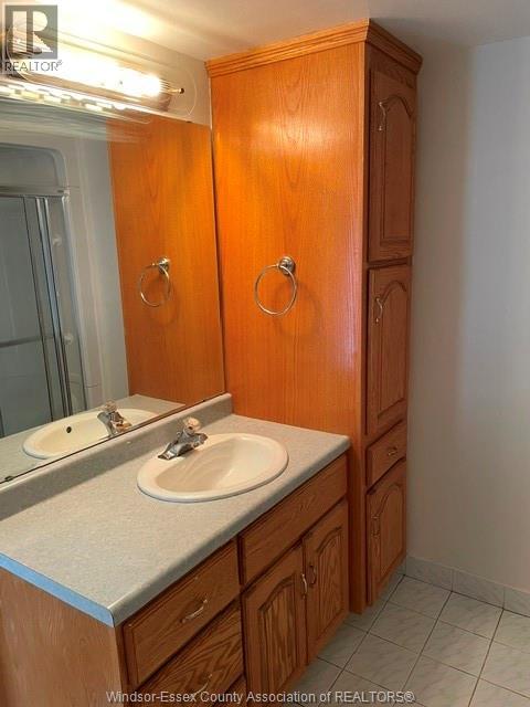 #E422 9099 RIVERSIDE DRIVE East - 21