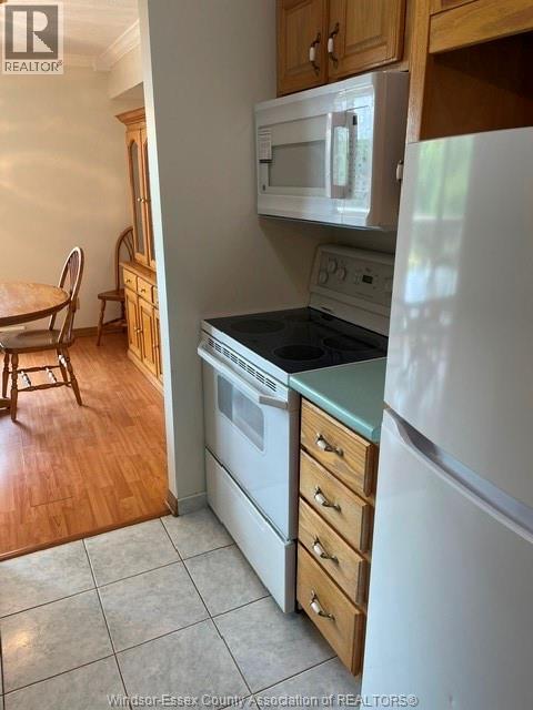 #E422 9099 RIVERSIDE DRIVE East - 12