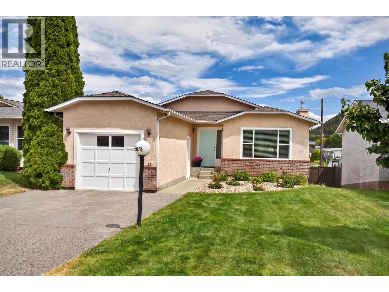 2655 Applegreen Court - 1