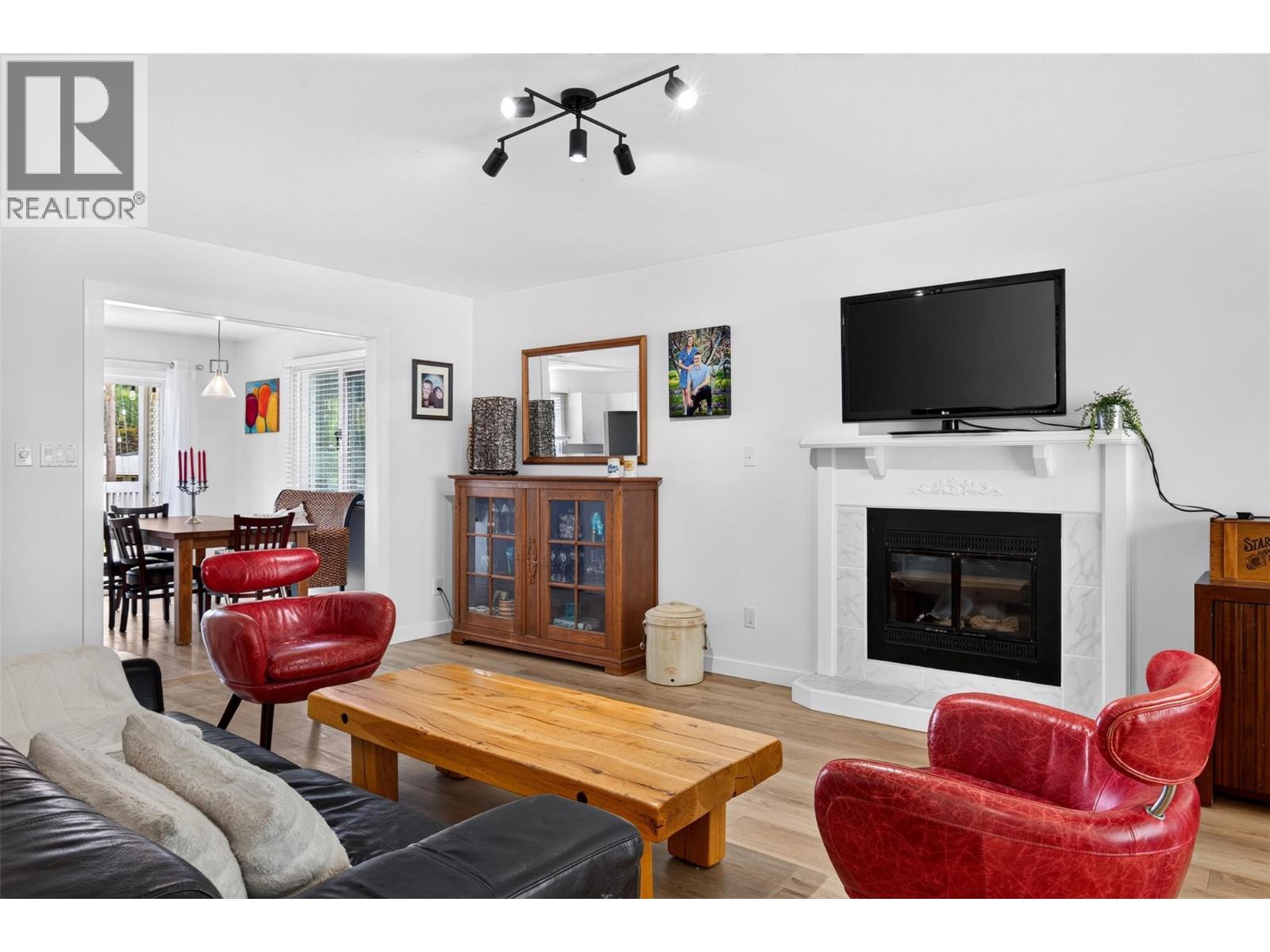  2655 Applegreen Court, West Kelowna