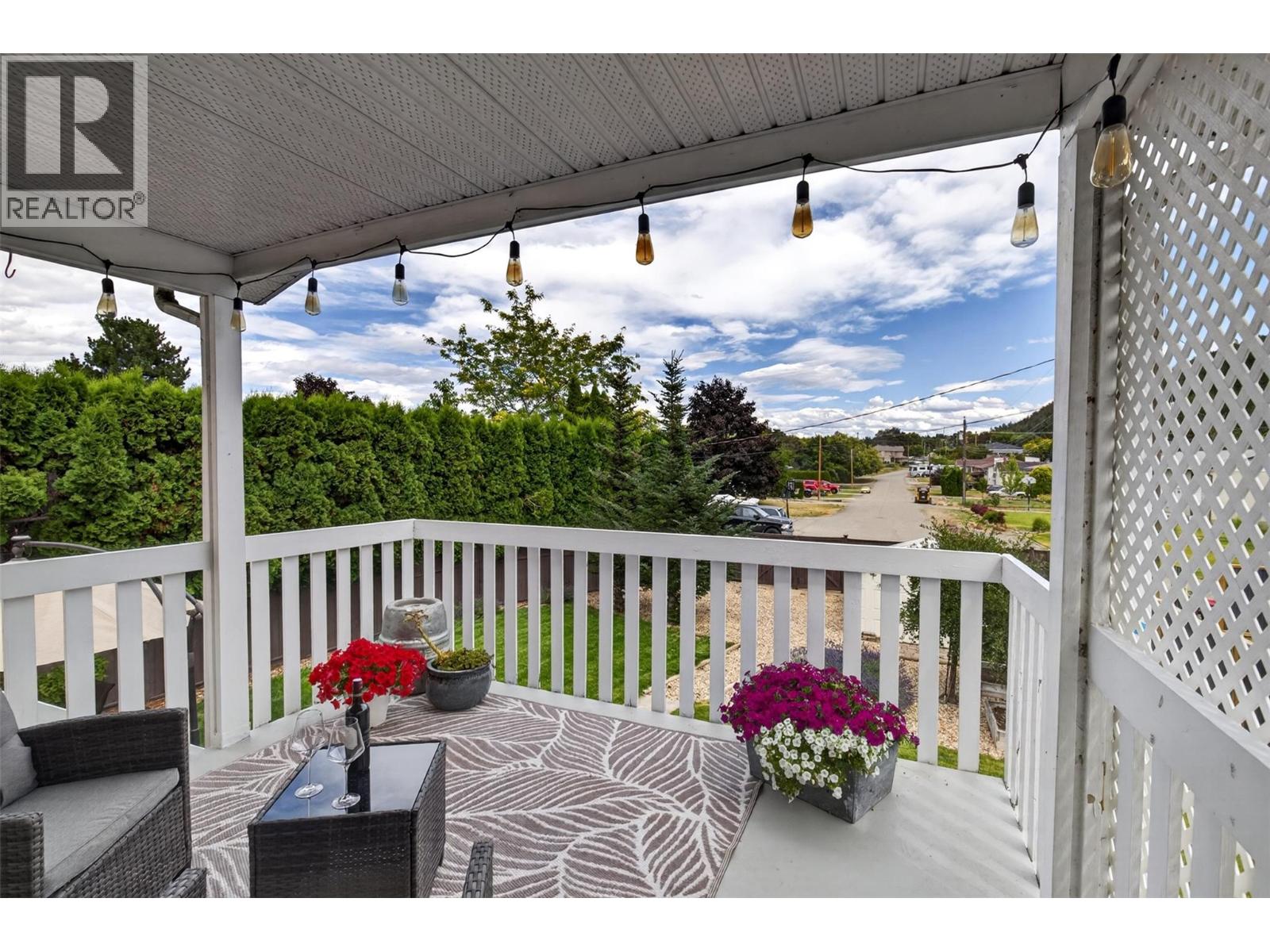  2655 Applegreen Court, West Kelowna