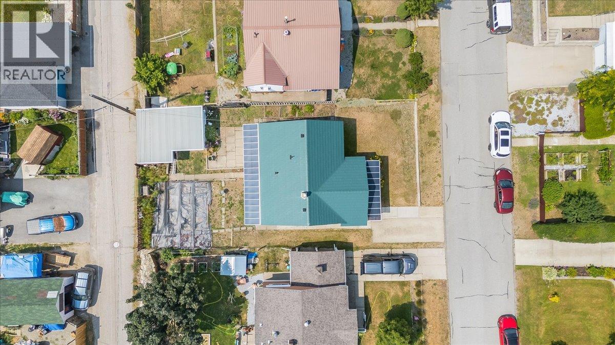916 Thackeray Street - 41