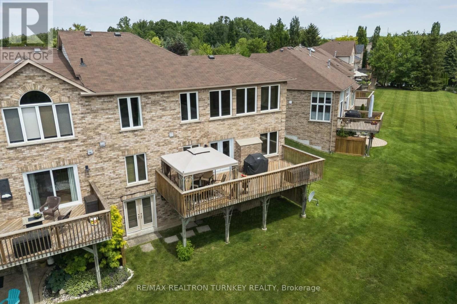 440 MORLEY COOK CRESCENT - 44