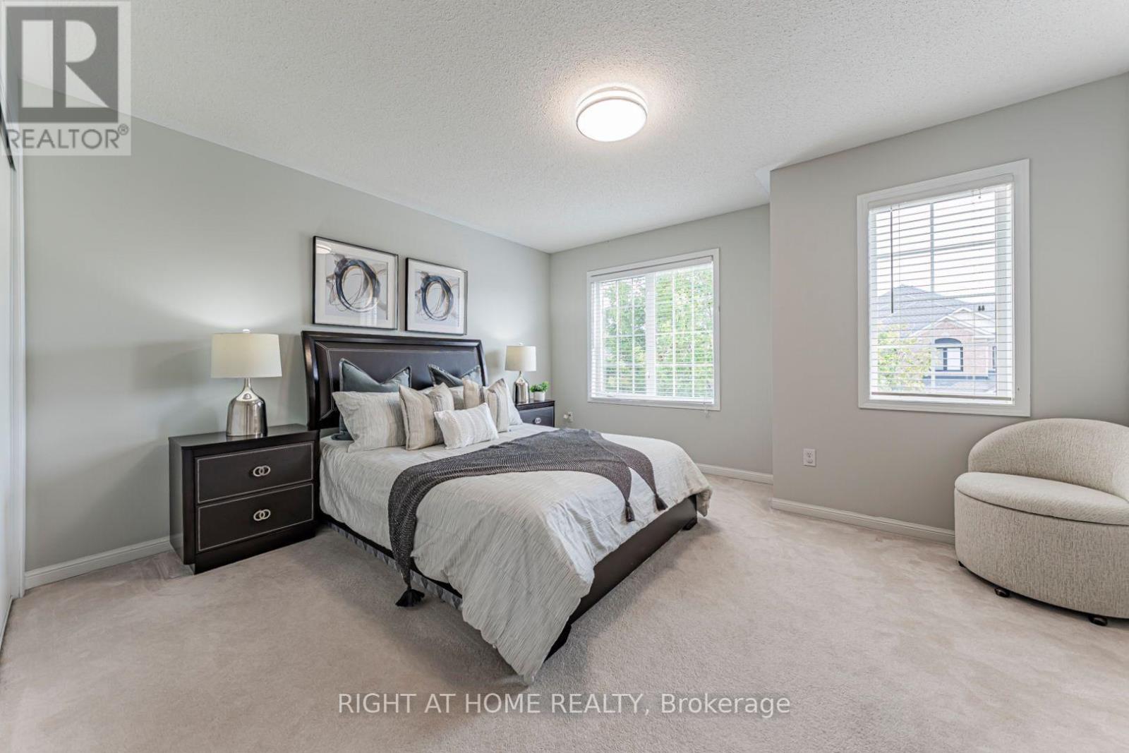 11 OLIVETT LANE - 23