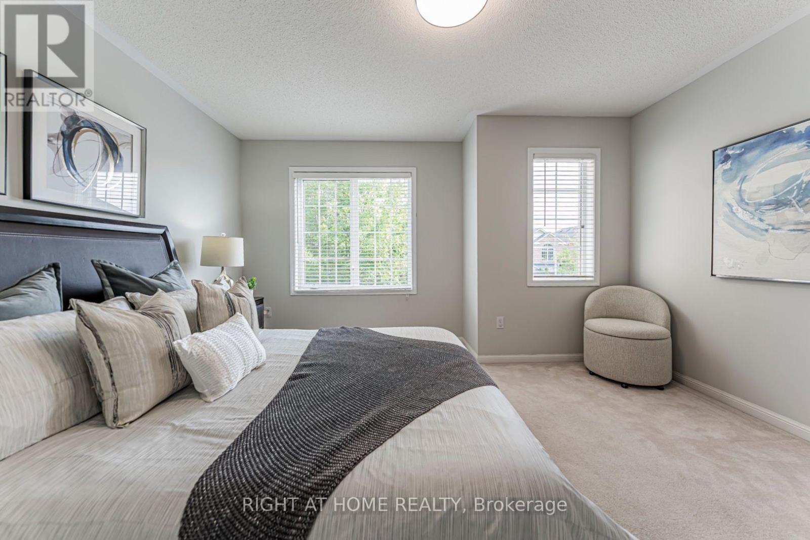 11 OLIVETT LANE - 24