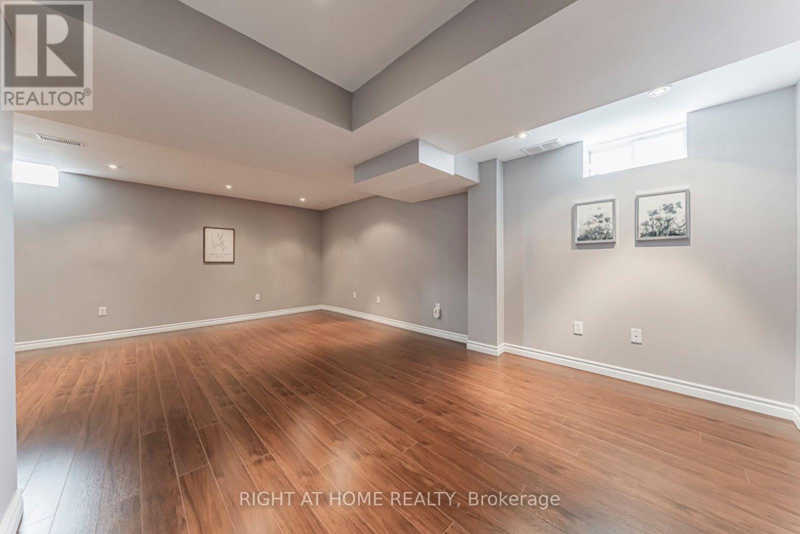 11 OLIVETT LANE - 29