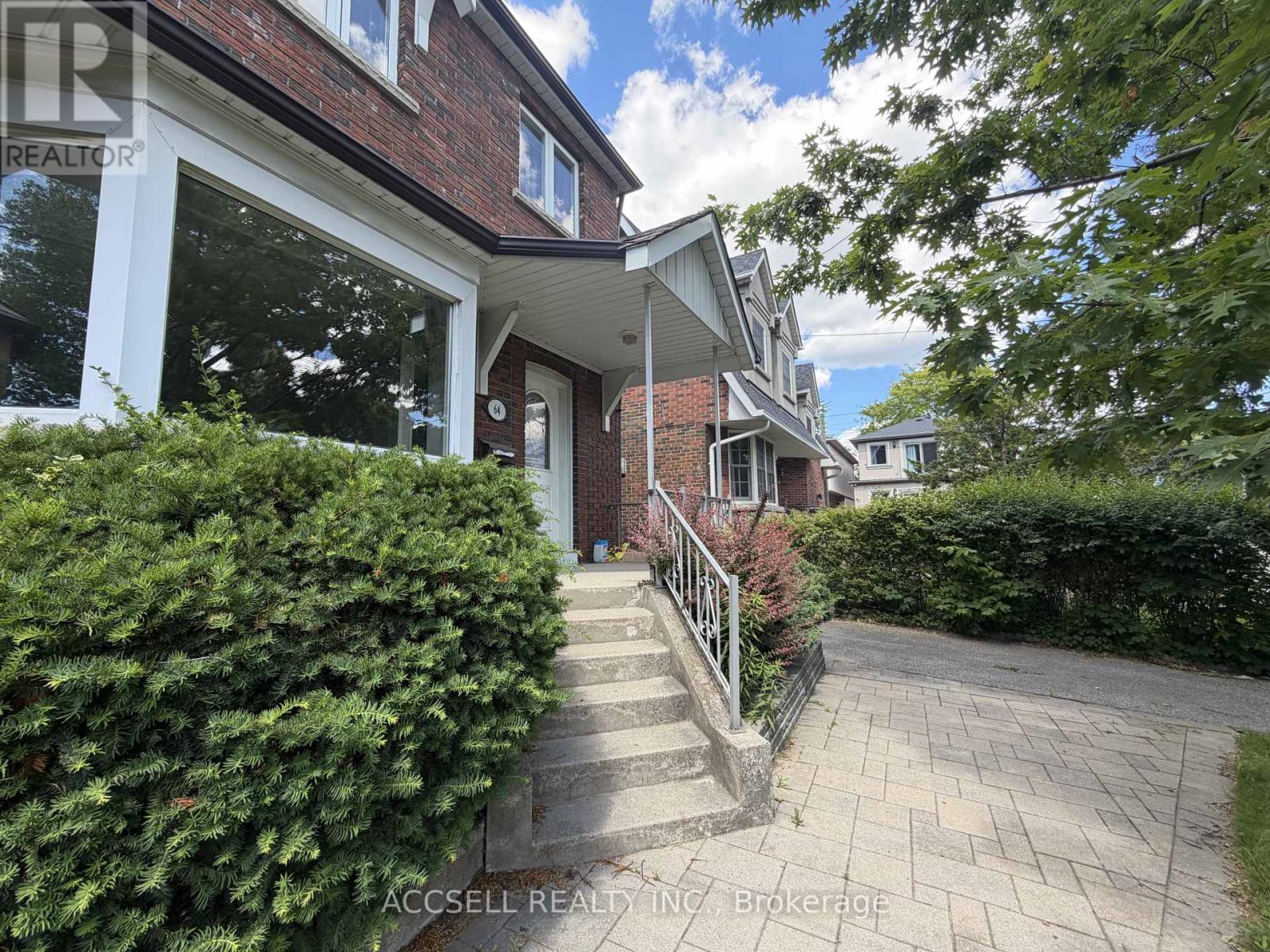 64 PARKLEA DRIVE - 2