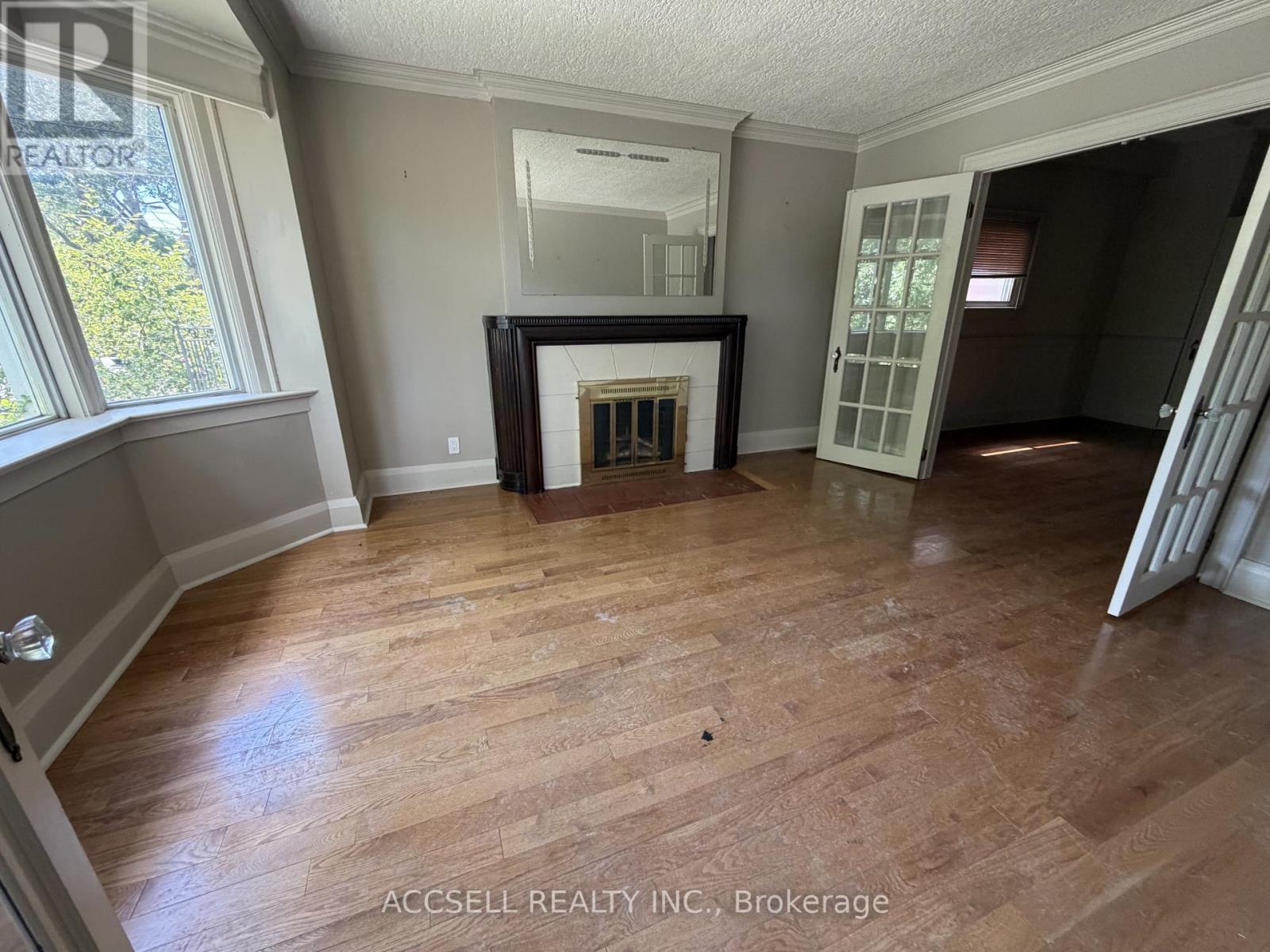 64 PARKLEA DRIVE - Image 3