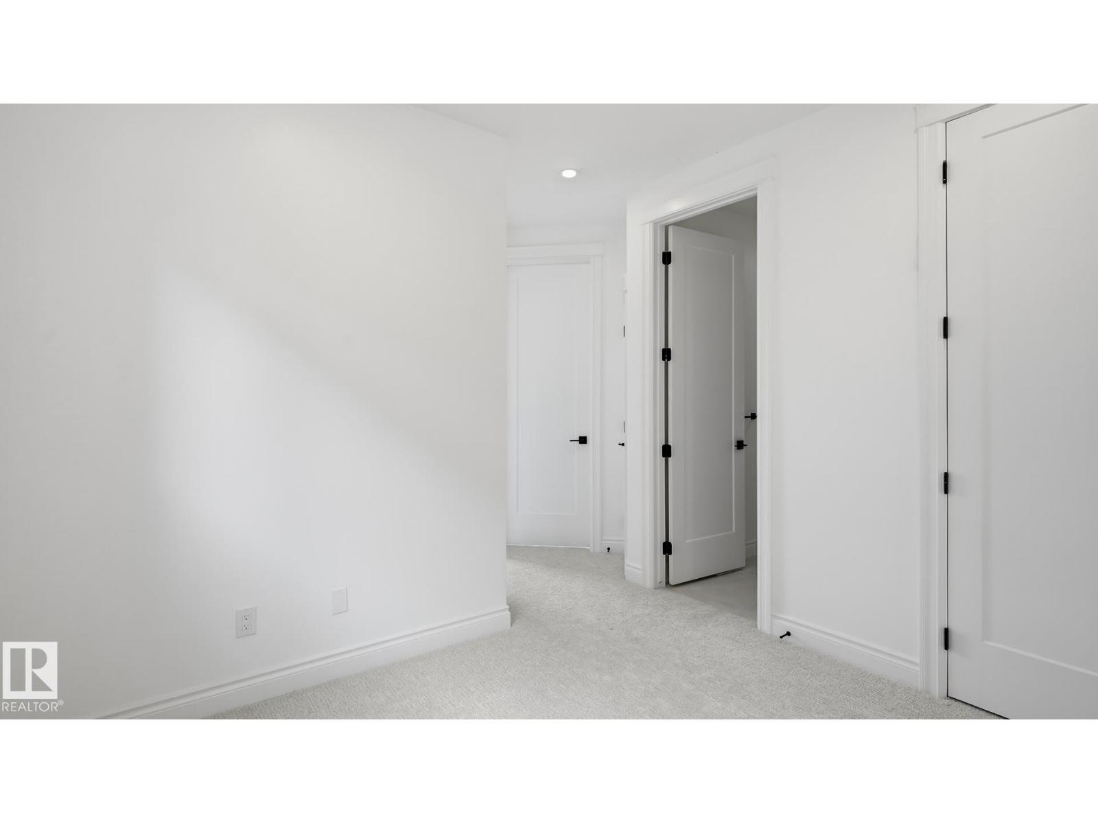 9224 94 ST NW - 16