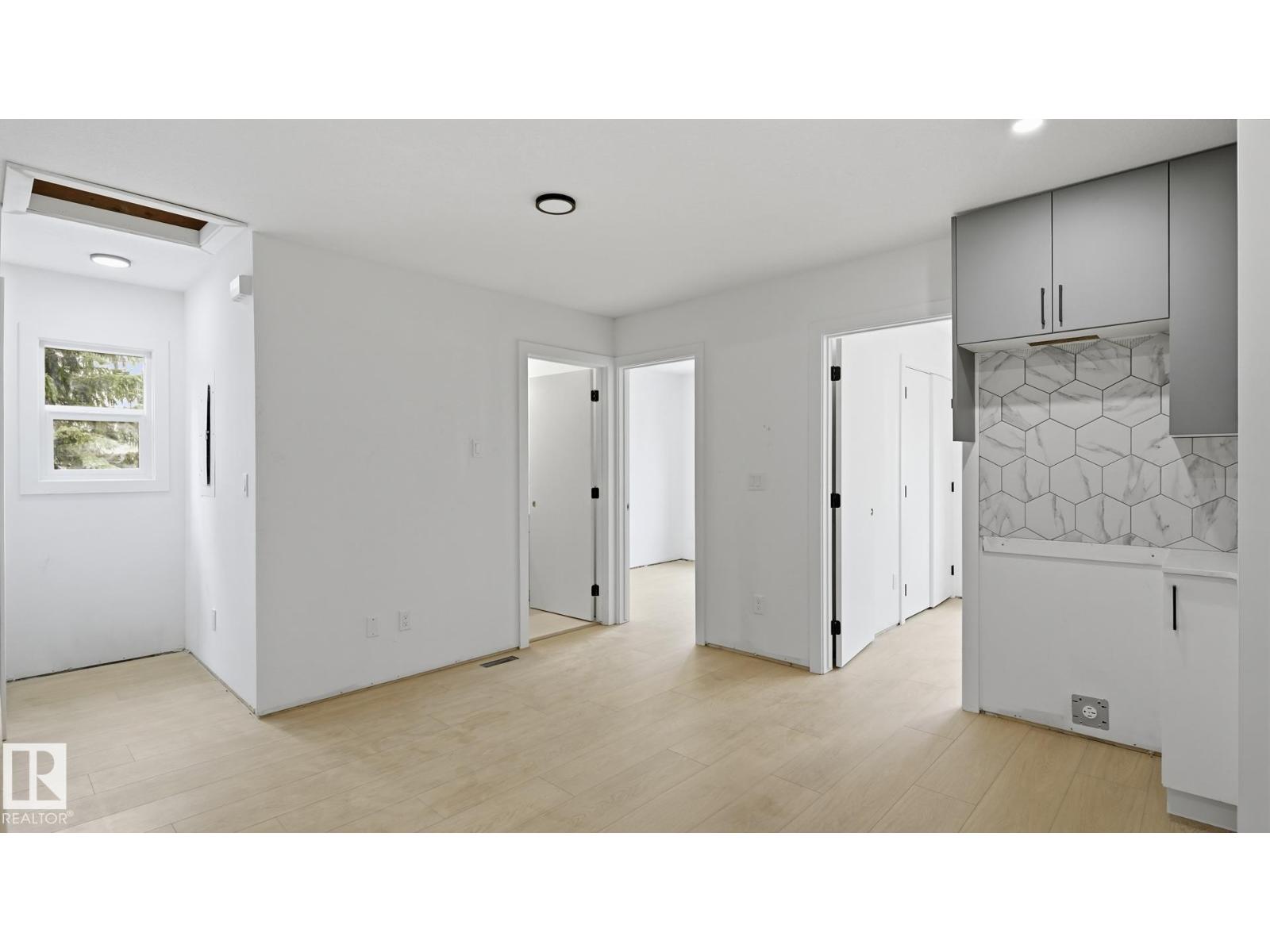 9224 94 ST NW - 37