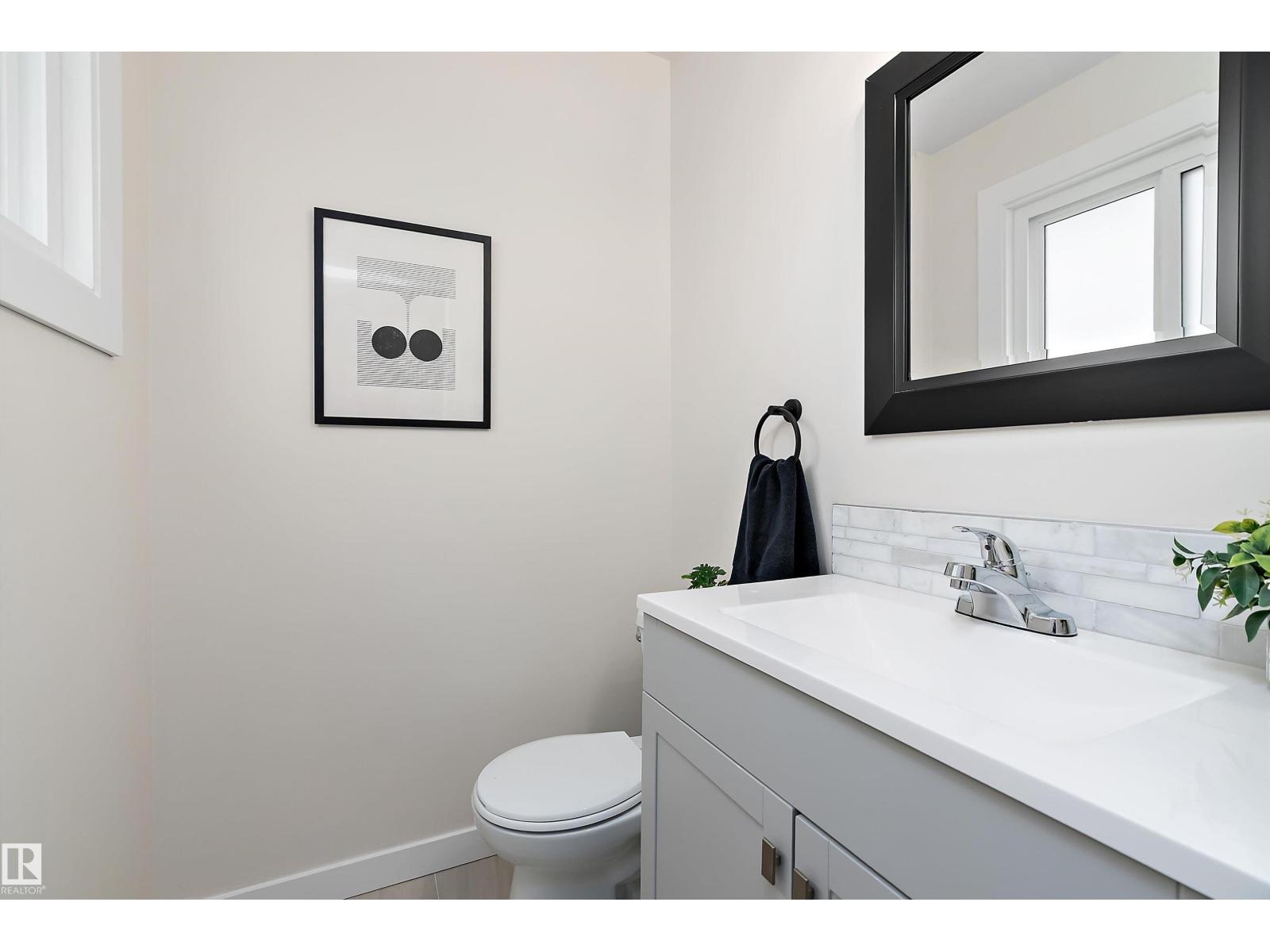 6411 152A AV NW - 23