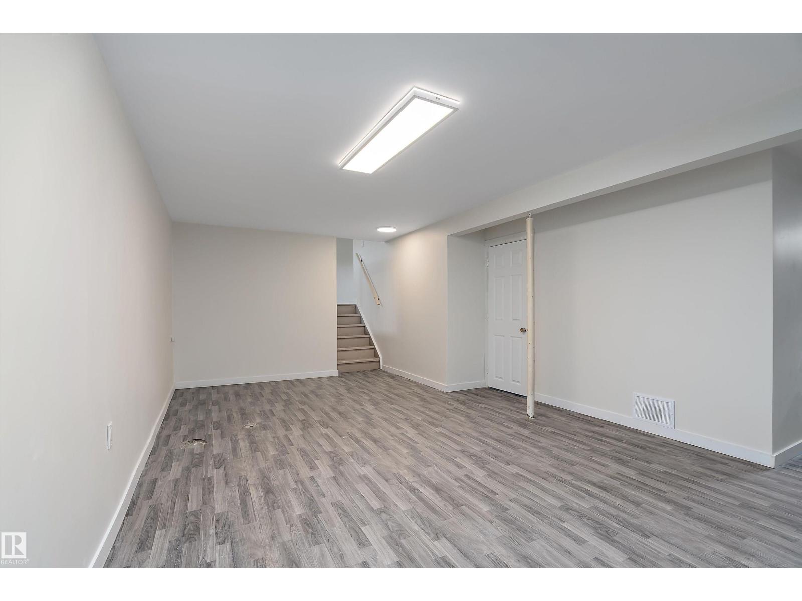 6411 152A AV NW - 38