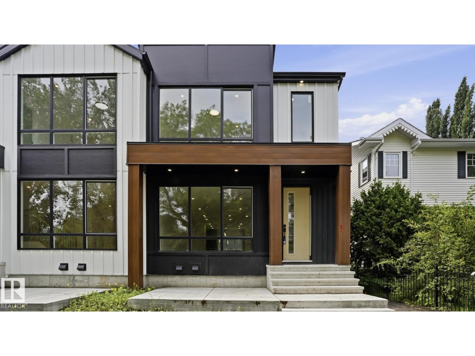 9226 94 ST NW - 1
