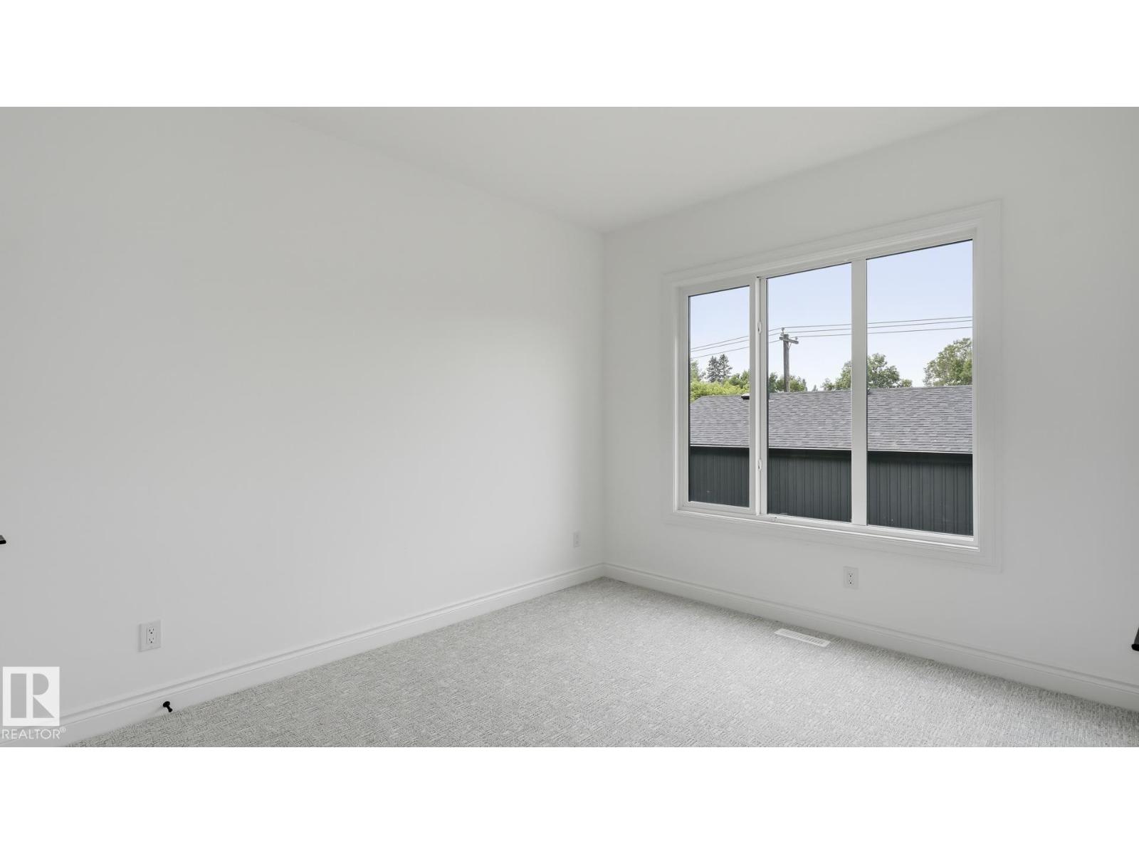 9226 94 ST NW - 20