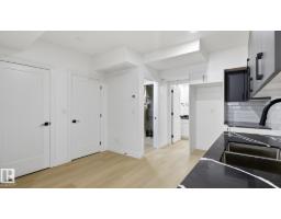 9226 94 St Nw, Edmonton, AB T6C3V5 Photo 27
