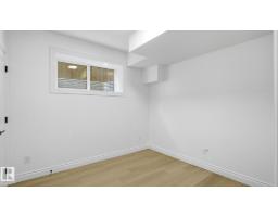 9226 94 St Nw, Edmonton, AB T6C3V5 Photo 31