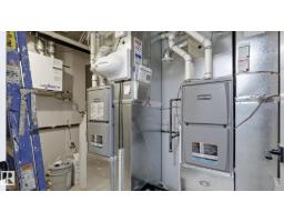 9226 94 St Nw, Edmonton, AB T6C3V5 Photo 33
