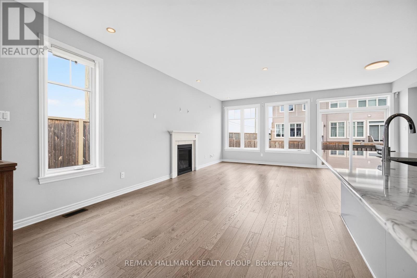 3 Bed, 3 Bath House for Rent in Ottawa – 547 MUSKARI STREET, Ottawa – MLS# X13596016 - Image 11