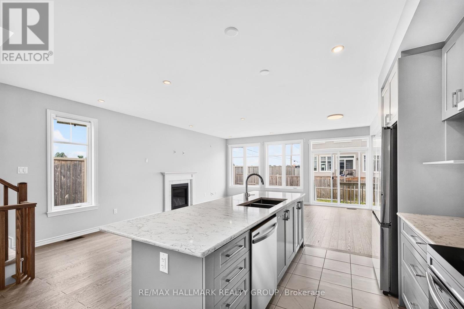 3 Bed, 3 Bath House for Rent in Ottawa – 547 MUSKARI STREET, Ottawa – MLS# X13596016 - Image 17