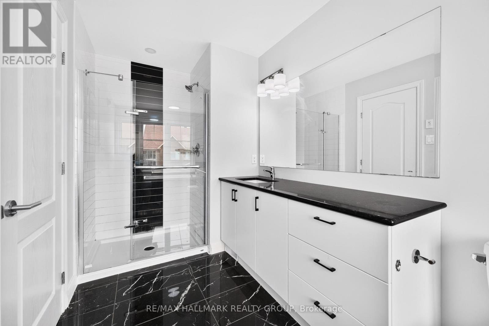 3 Bed, 3 Bath House for Rent in Ottawa – 547 MUSKARI STREET, Ottawa – MLS# X13596016 - Image 25