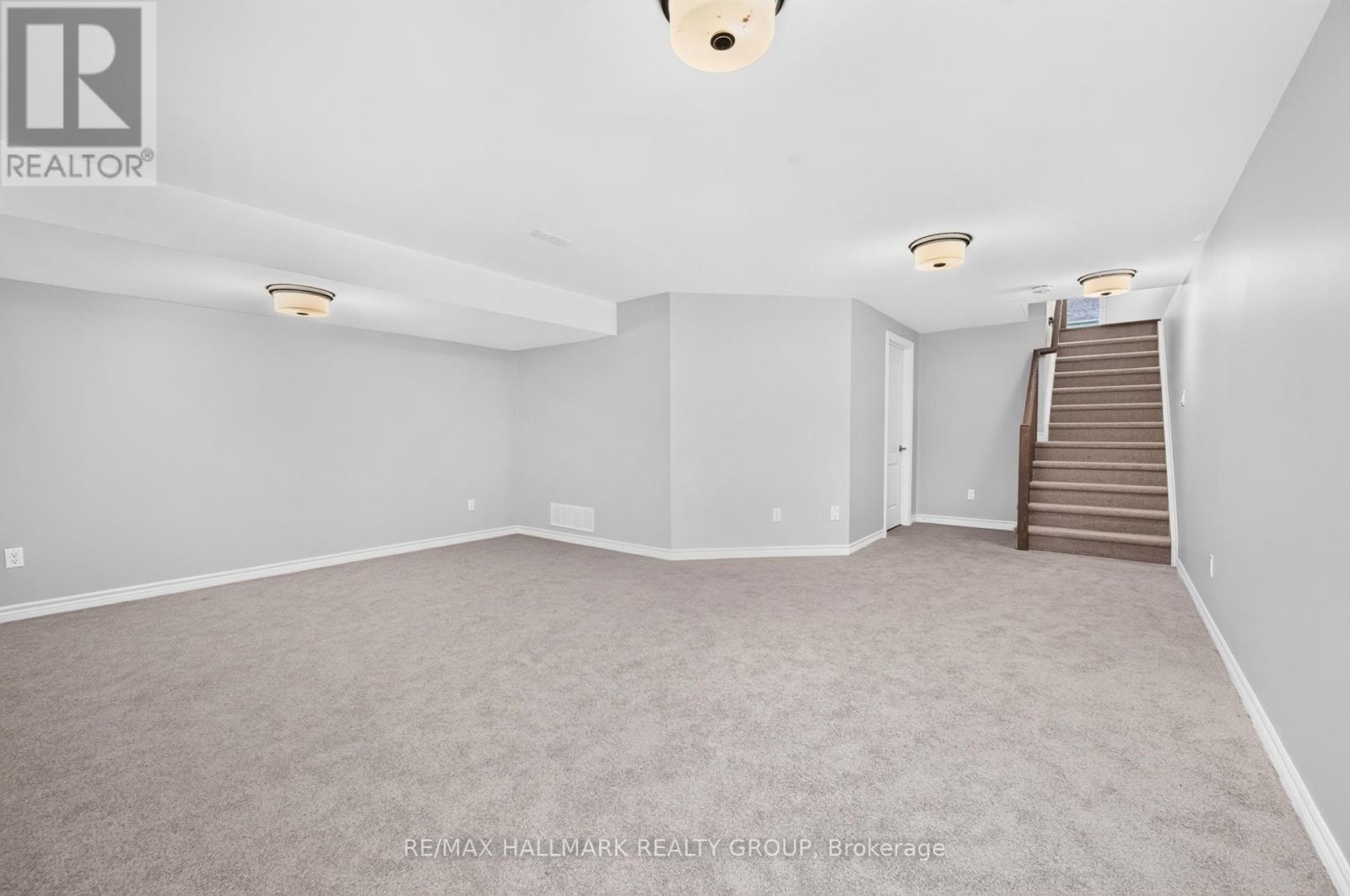 3 Bed, 3 Bath House for Rent in Ottawa – 547 MUSKARI STREET, Ottawa – MLS# X13596016 - Image 37