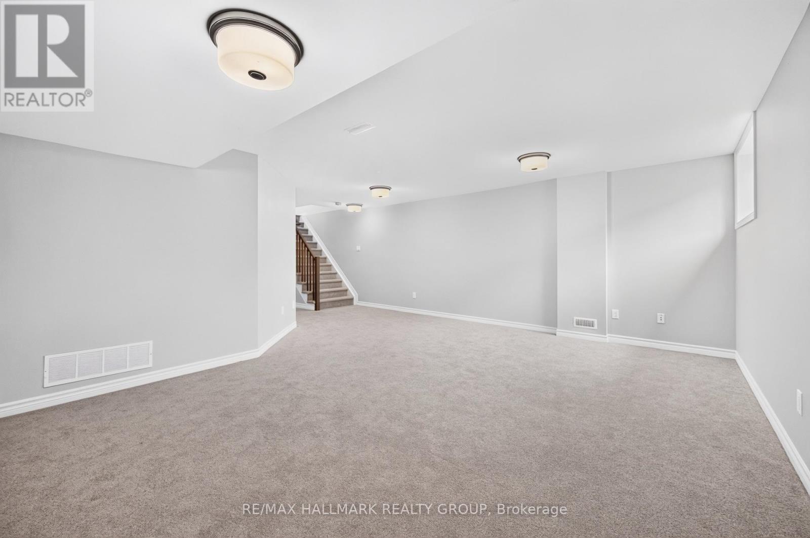 3 Bed, 3 Bath House for Rent in Ottawa – 547 MUSKARI STREET, Ottawa – MLS# X13596016 - Image 38