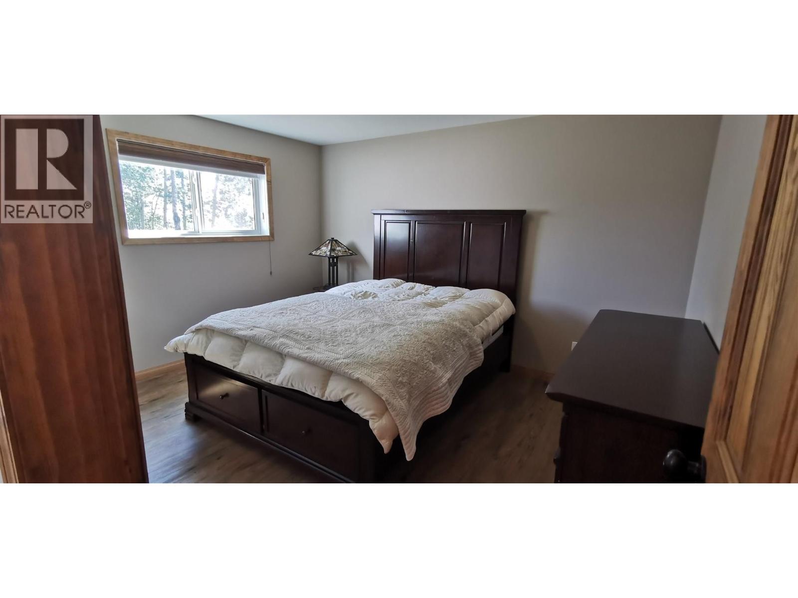 6264 FOREST LAWN FRONTAGE ROAD, Fort St. John