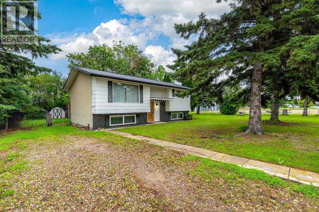 108 3 Avenue W