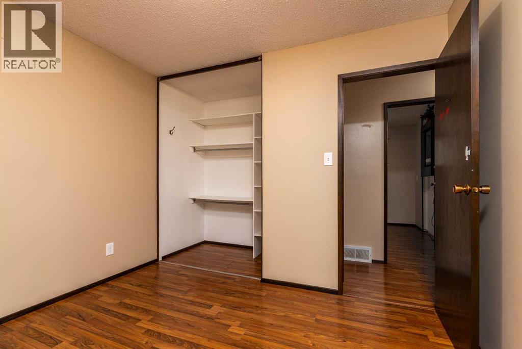 108 3 Avenue W - Image 15