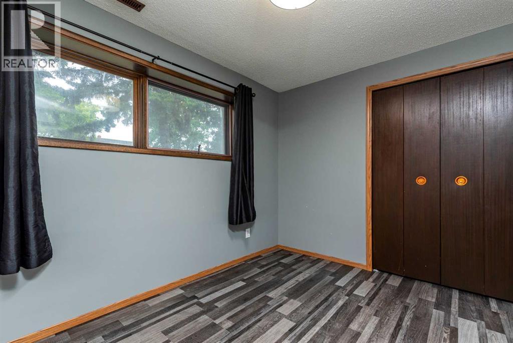 108 3 Avenue W - Image 22