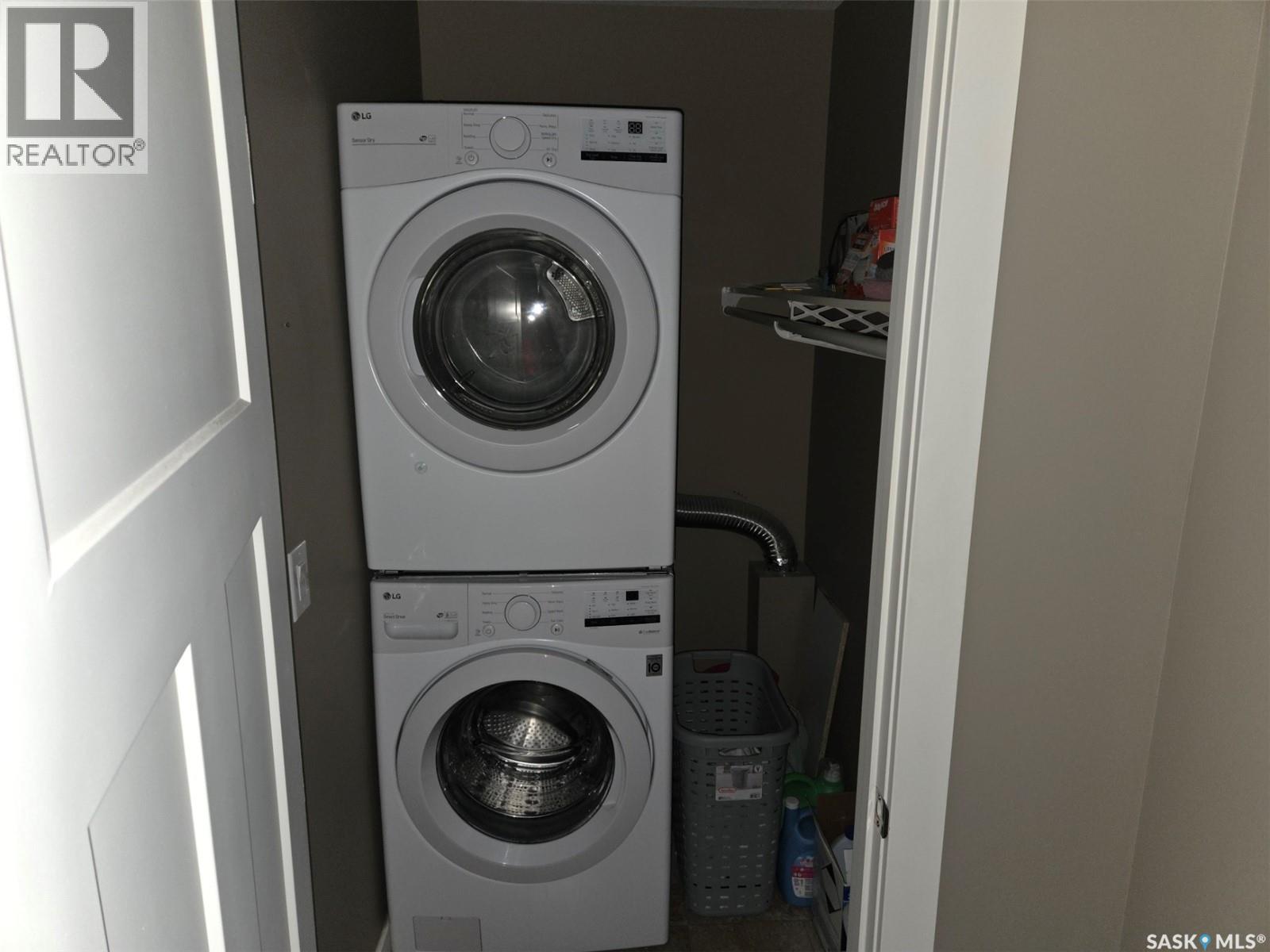 #103 115 Shepherd CRESCENT - 29