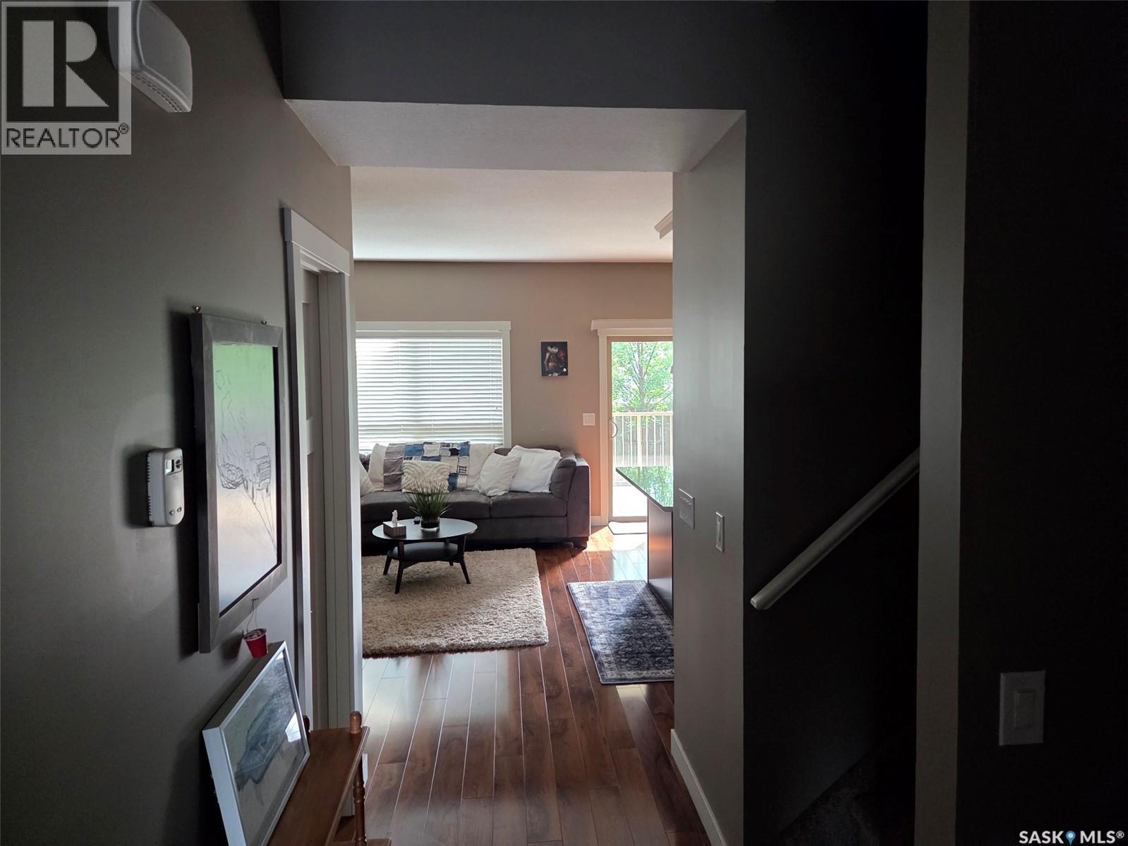 #103 115 Shepherd CRESCENT - 6