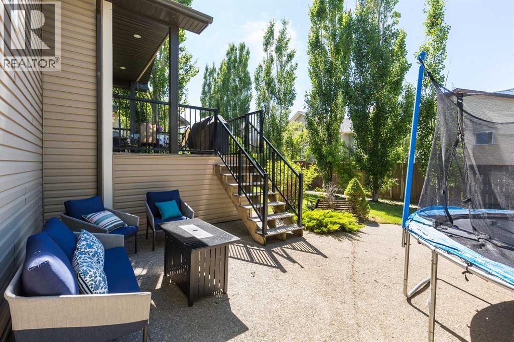 8 Riverton Crescent W - 25
