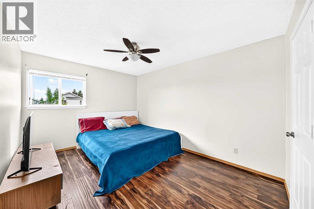 6934 Laguna Way NE - 27