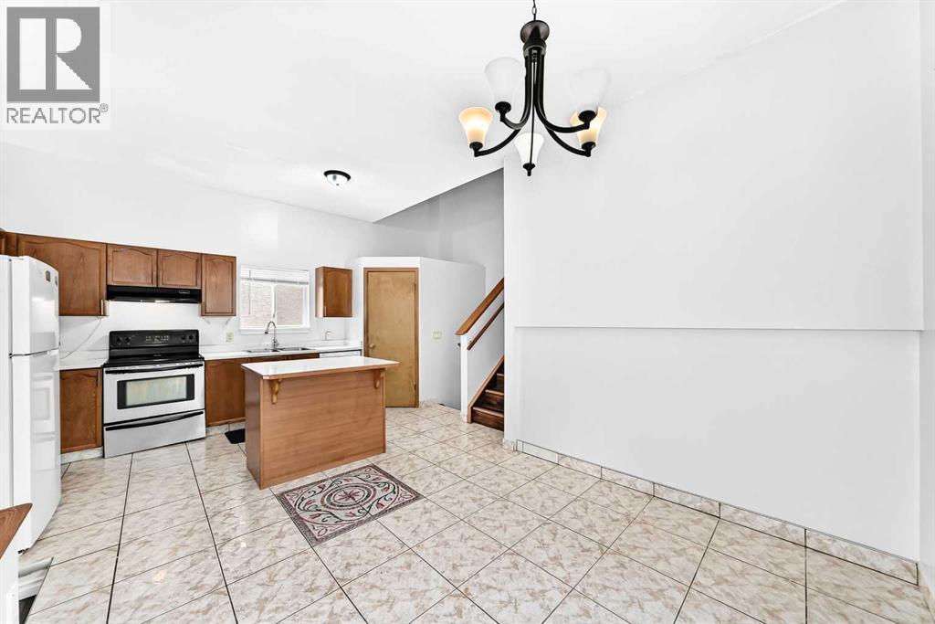 6934 Laguna Way NE - 16