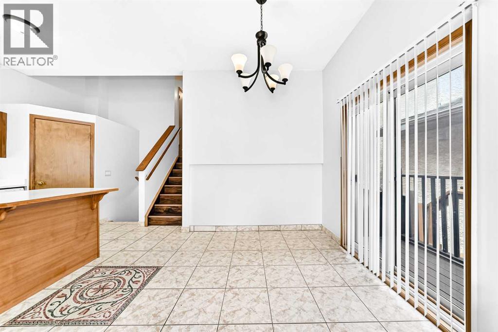 6934 Laguna Way NE - 12