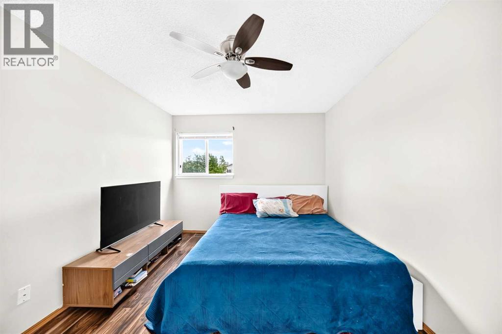 6934 Laguna Way NE - 28