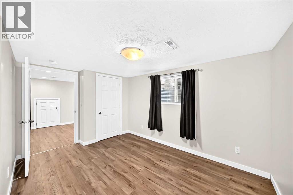 6934 Laguna Way NE - 45