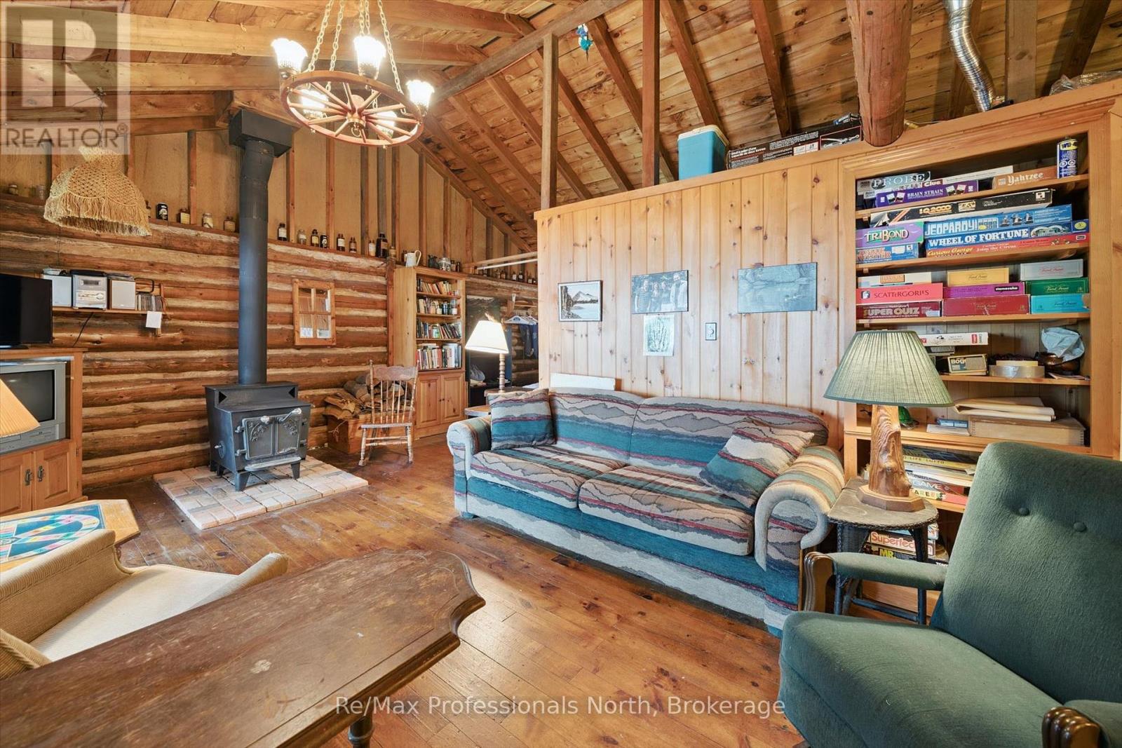 1271 STAUNTON ROAD - 10