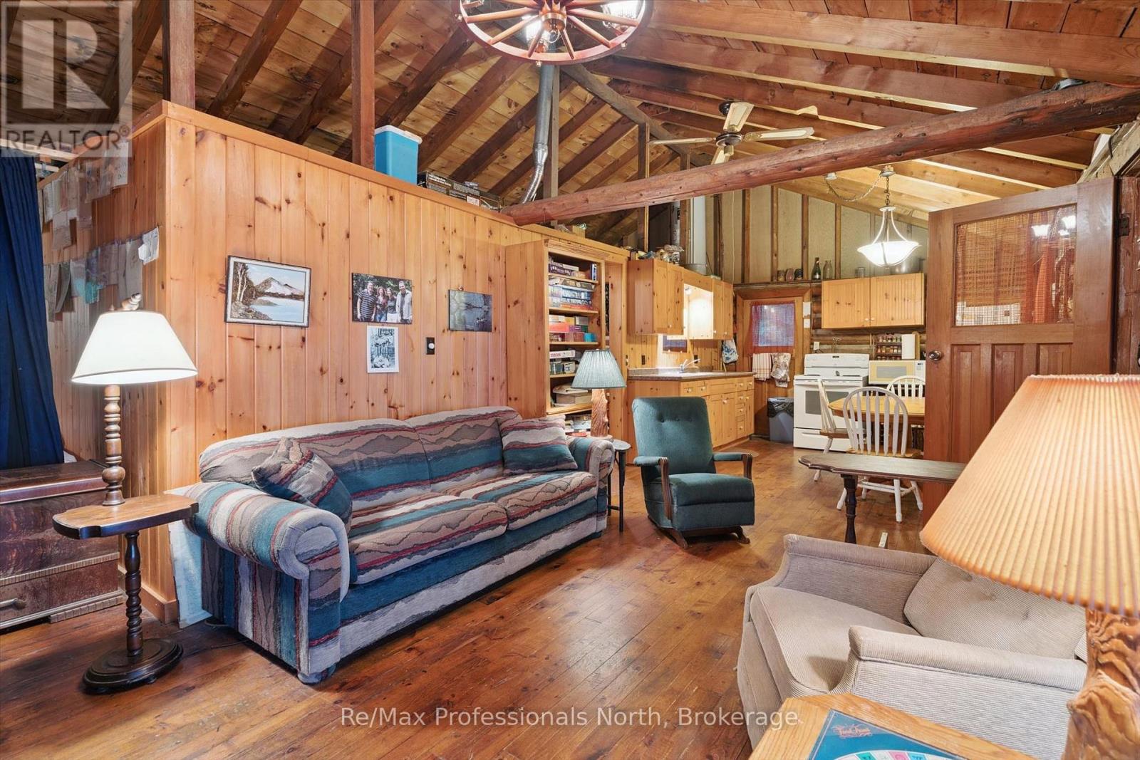 1271 STAUNTON ROAD - 11