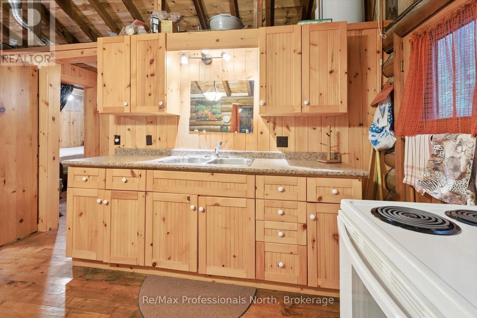 1271 STAUNTON ROAD - 16