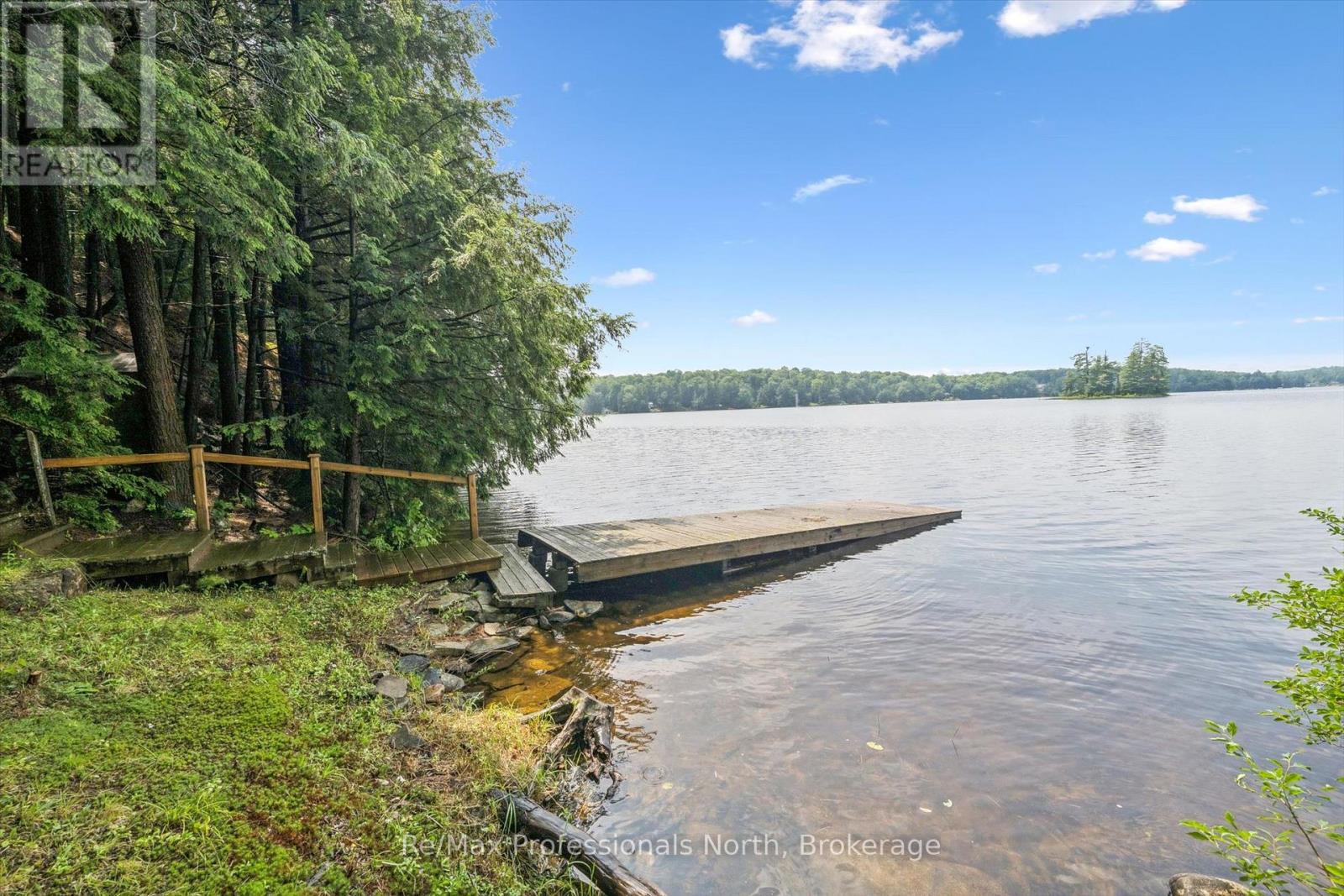 1271 STAUNTON ROAD - 33