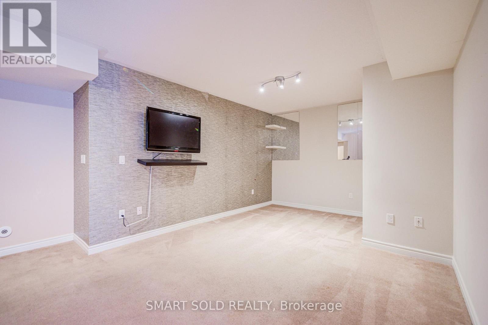 4123 SHIPP DRIVE - 38