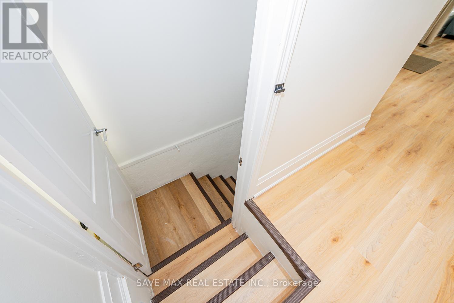 191 CLARK AVENUE - 22