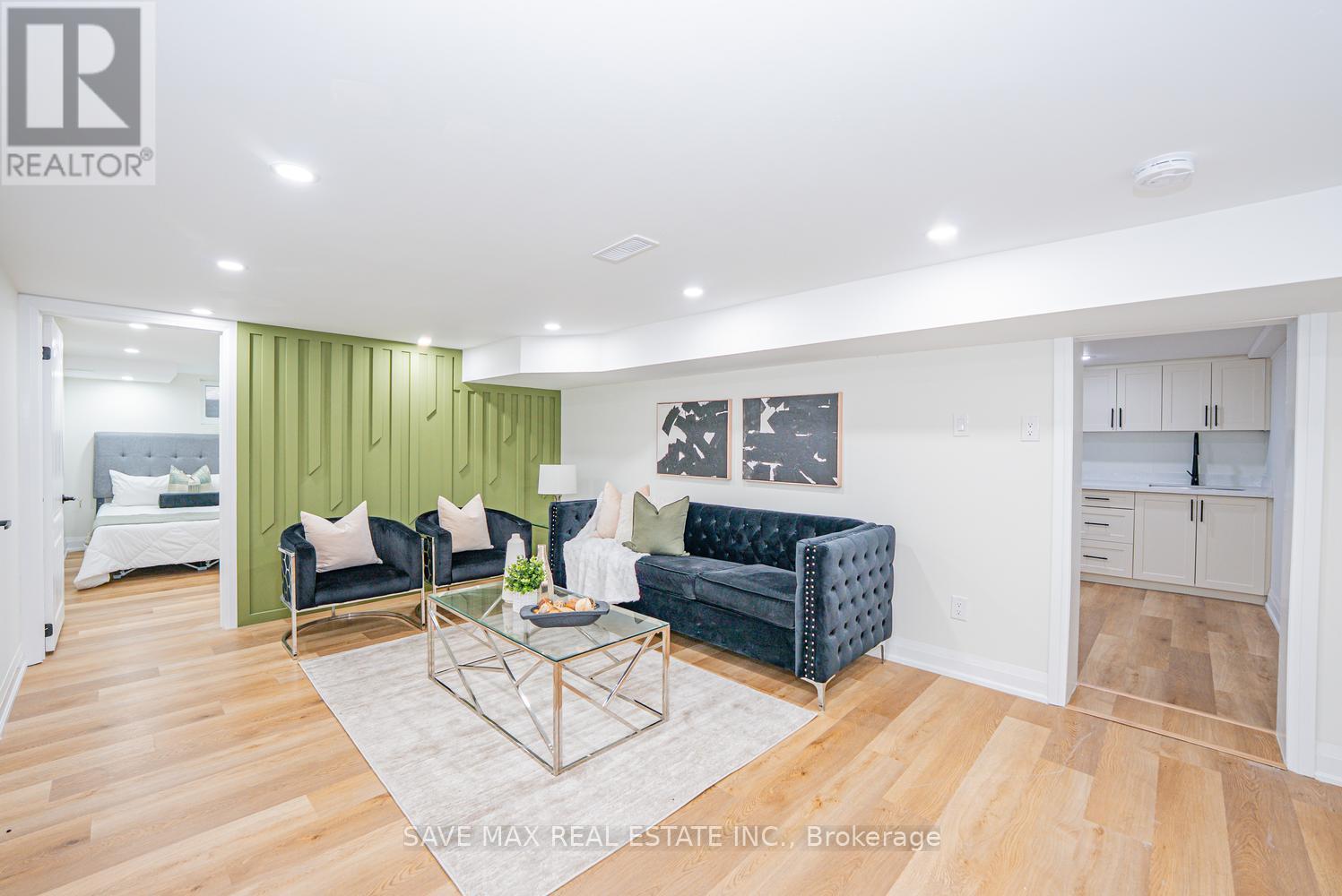 191 CLARK AVENUE - 25