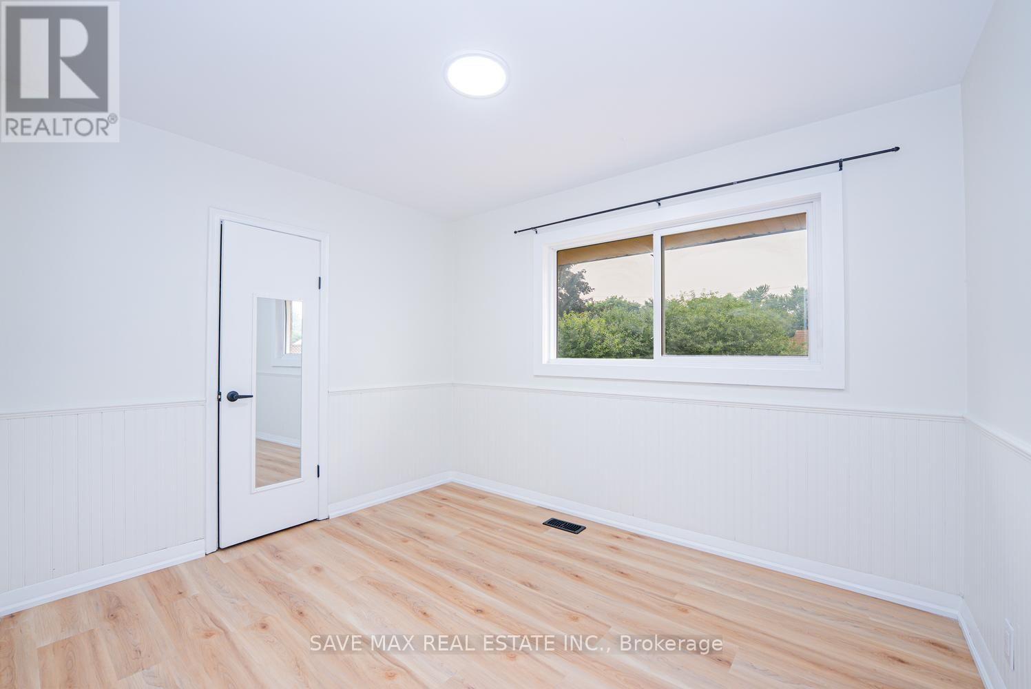 191 CLARK AVENUE - 16