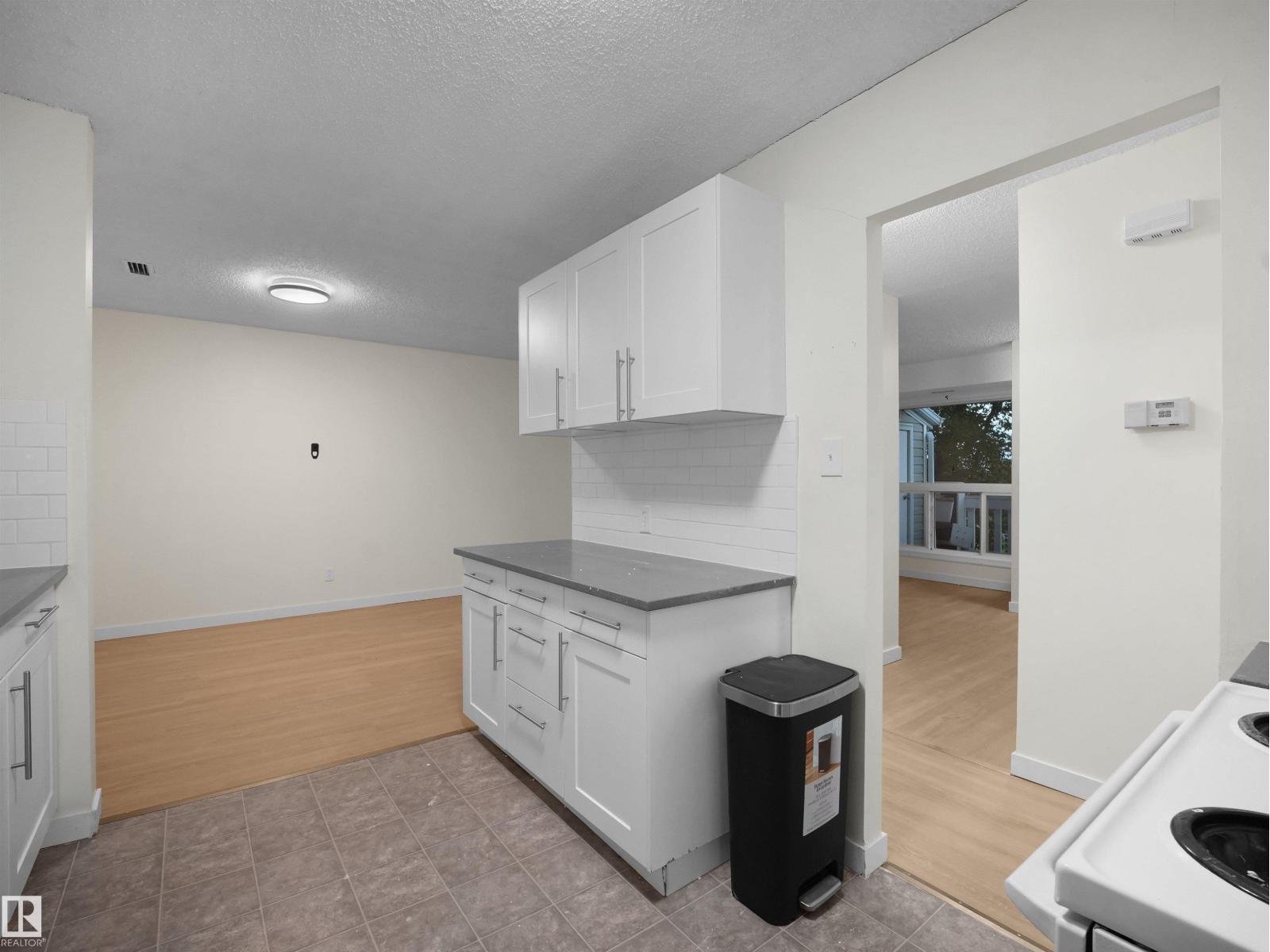 #168 2703 79 ST NW - 10