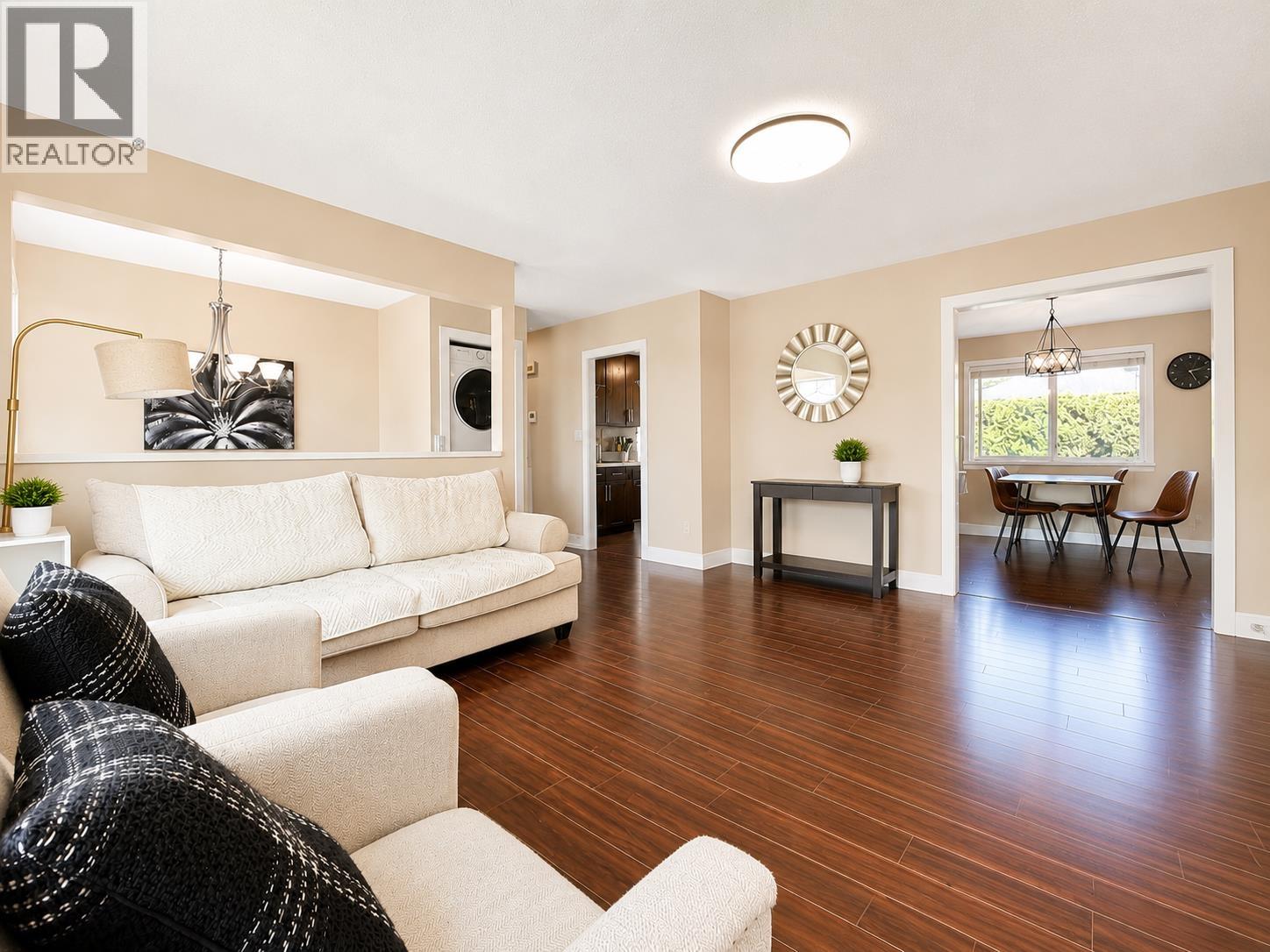5 Bed, 3 Bath House for Sale in Coquitlam – 443 MUNDY STREET, Coquitlam – MLS# R3147211 - Image 9