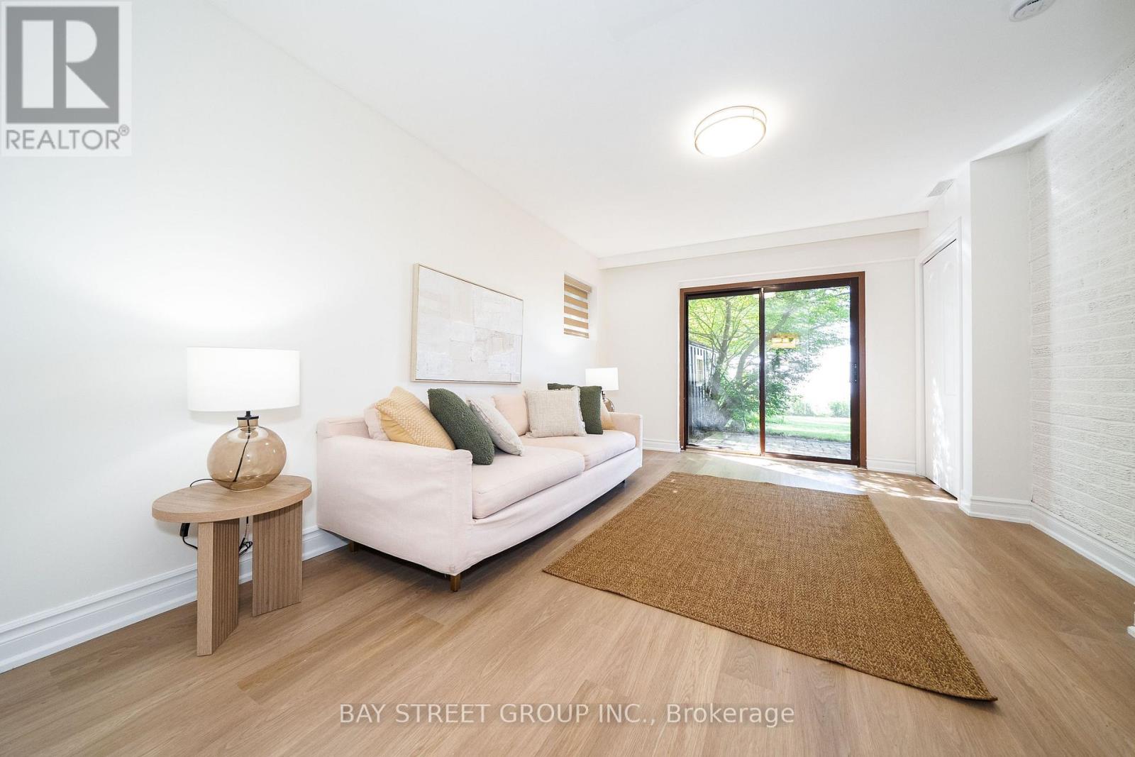 441 GUILDWOOD PARKWAY - Image 20