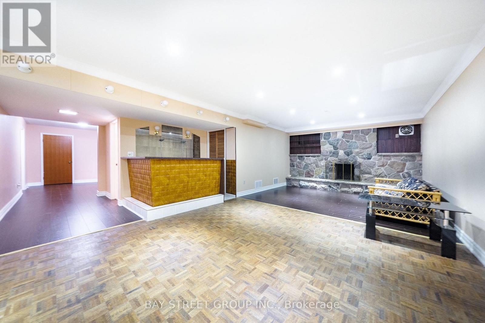 441 GUILDWOOD PARKWAY - 40